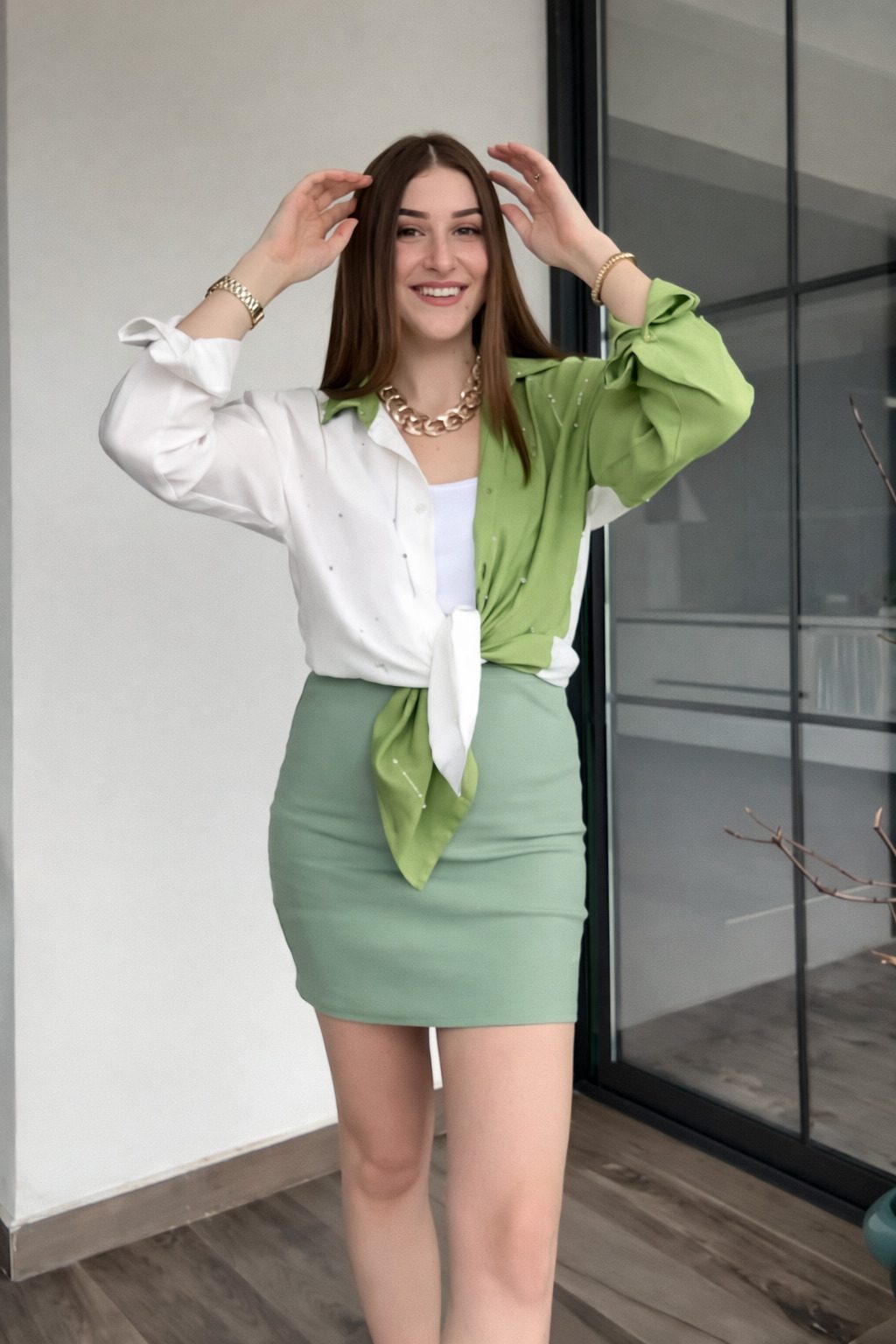 Viscon shirt, half green, half White