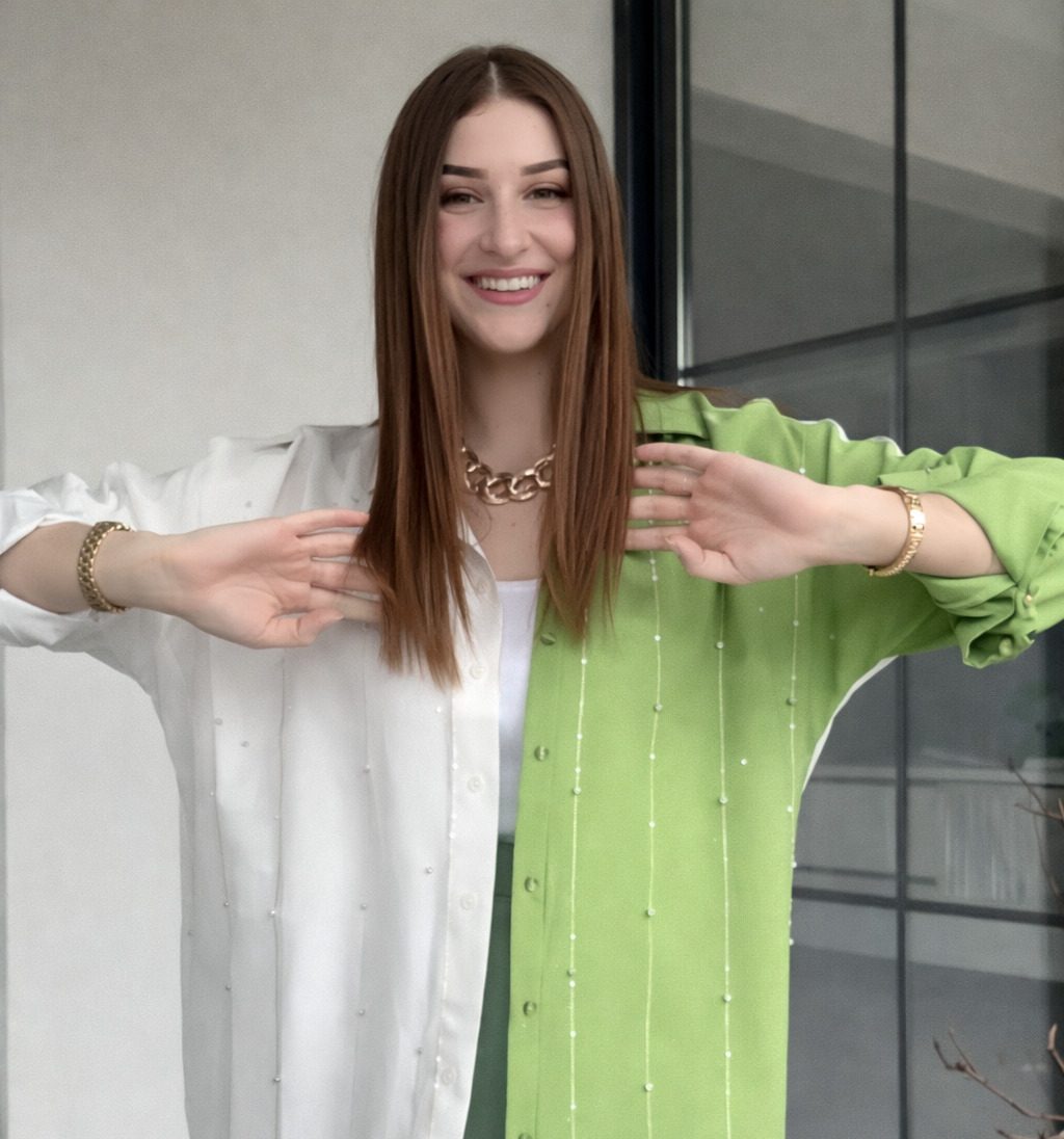 Viscon shirt, half green, half White - Image 2