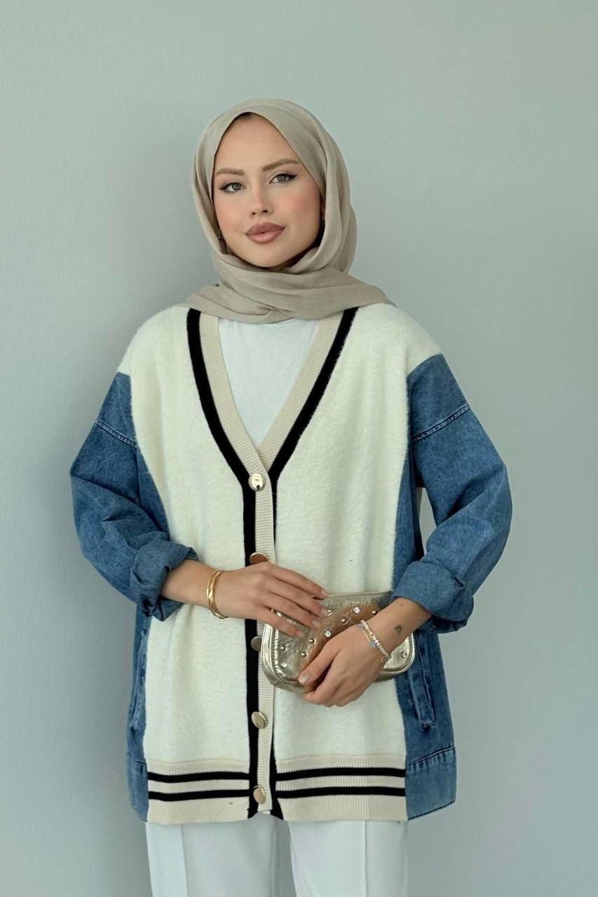 White half-jeans, half-fur jacket