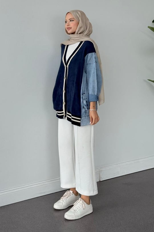 Navy half-jeans, half-fur jacket - Image 2