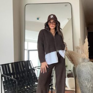 Brown suit shirt style