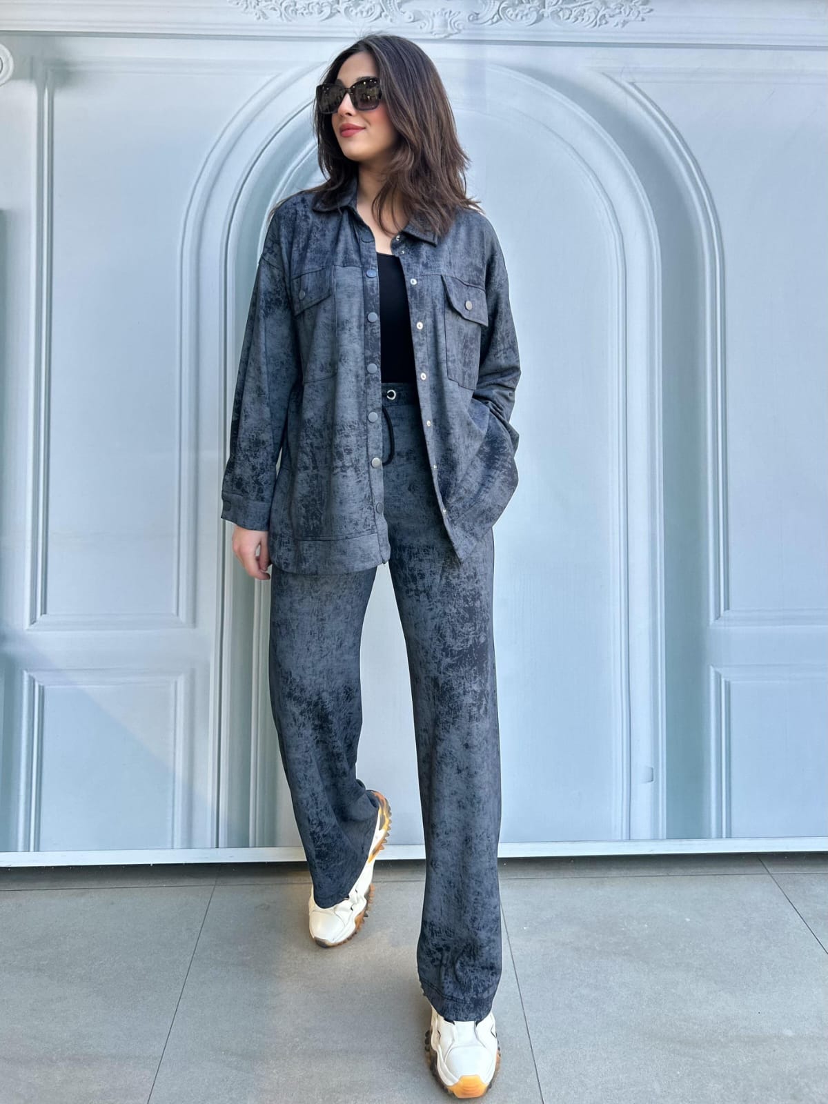 Gray suede suit - Image 3