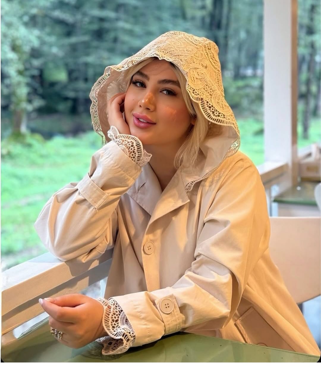 Hooded jacket Beige - Image 8