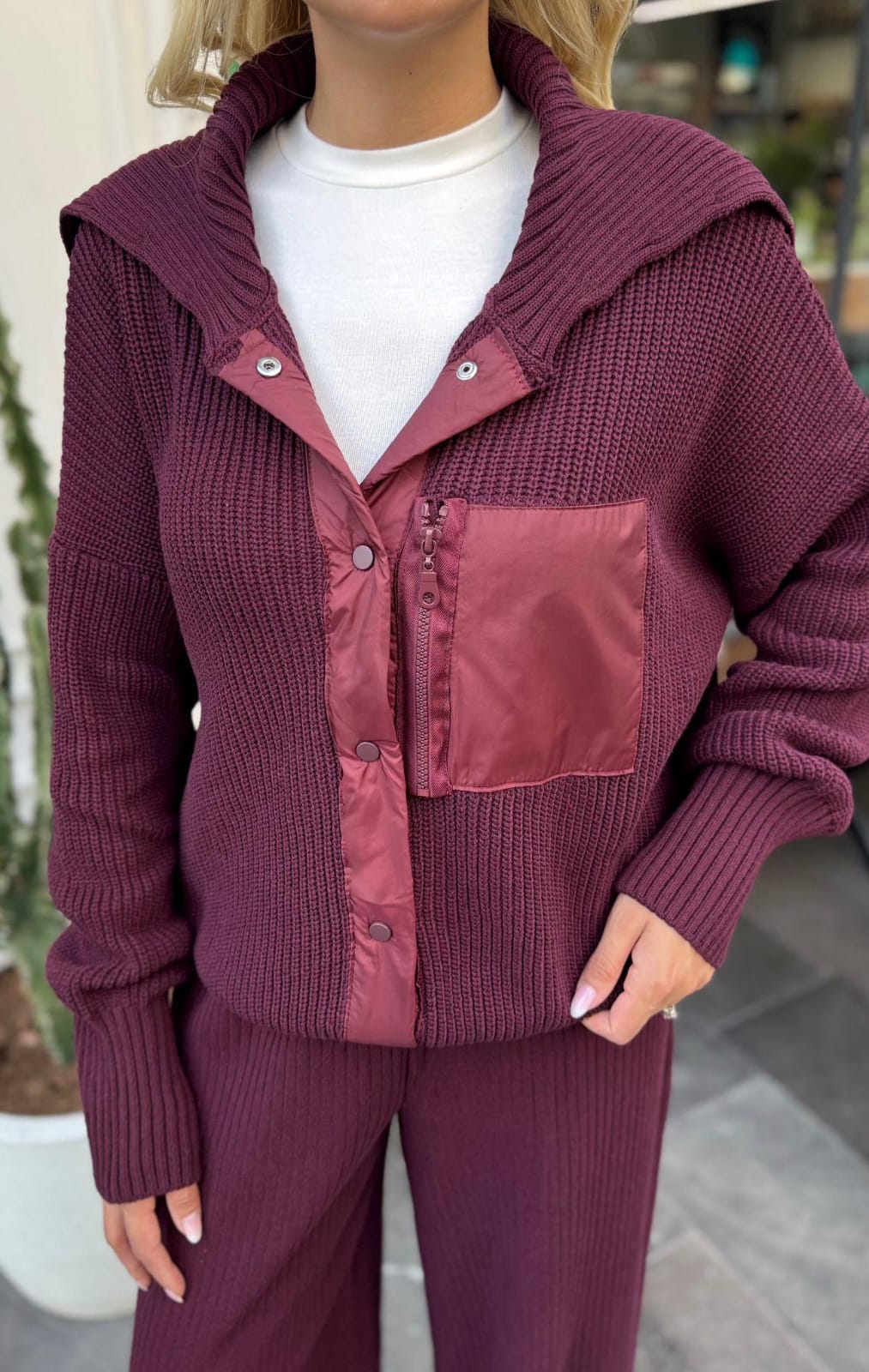 Burgundy suit - Image 2